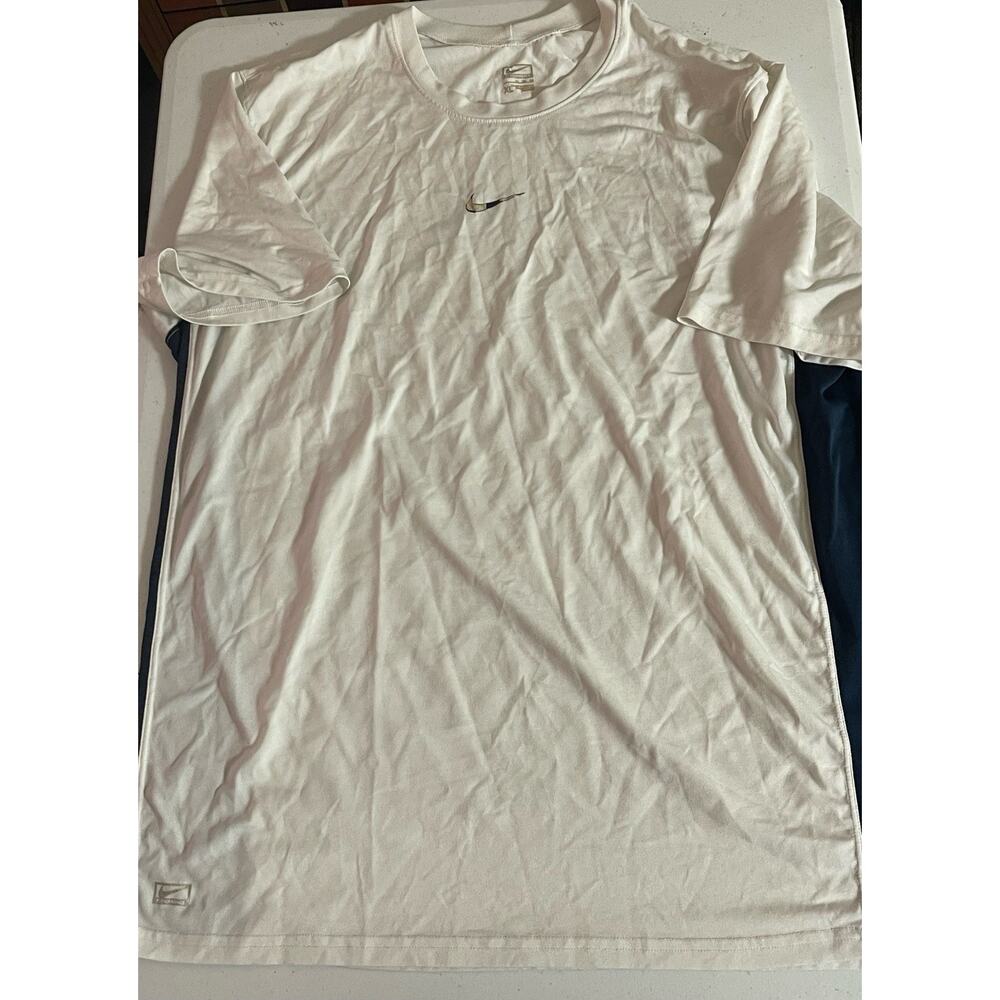 Nike Shirt Unisex XL White Dri-FIT Short Sleeve Camo Performance Camo Swoosh